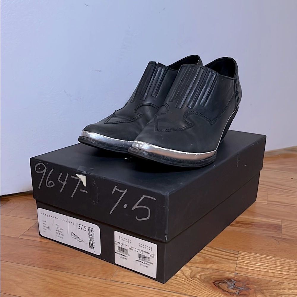 Thetskens’ Theory Western Inspired Ying Black Shoes in Size 37.5/7.5US
